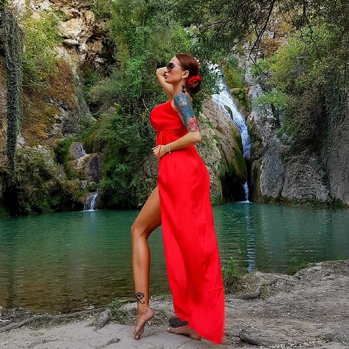 Andreea Tonciu, vorbe acide la adresa rivalei sale, Maria Ilioiu, de la Bravo, ai stil! “E fata aia care a făcut amor în direct, la TV”