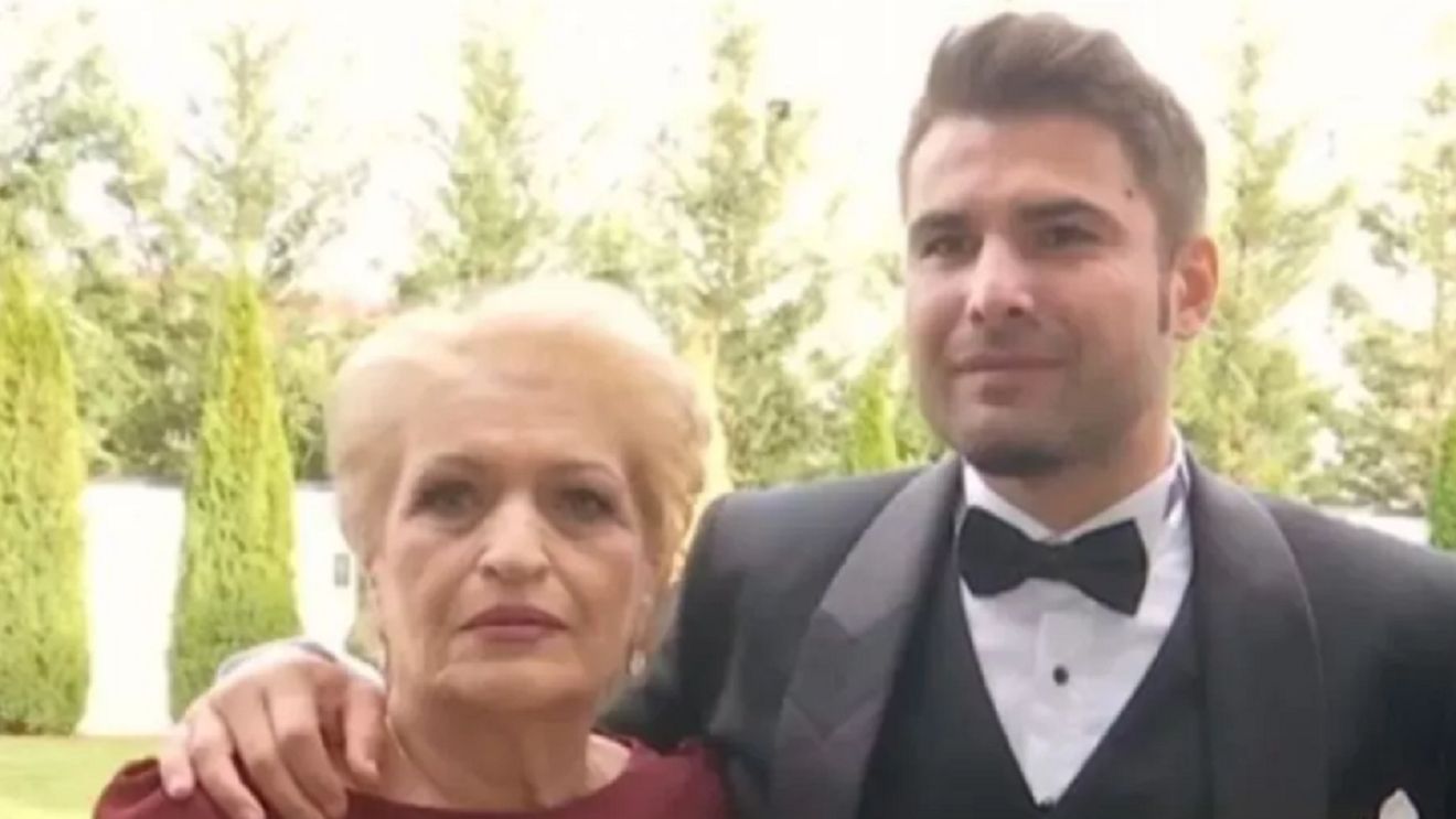 Rodica, mama lui Adrian Mutu, a murit înainte de Crăciun! Doliu în familia "Briliantului"