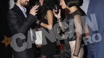 Imagini rare cu Aylin si sotul ei! Au dansat cu paharul in mana si s-au sarutat in vazul tuturor