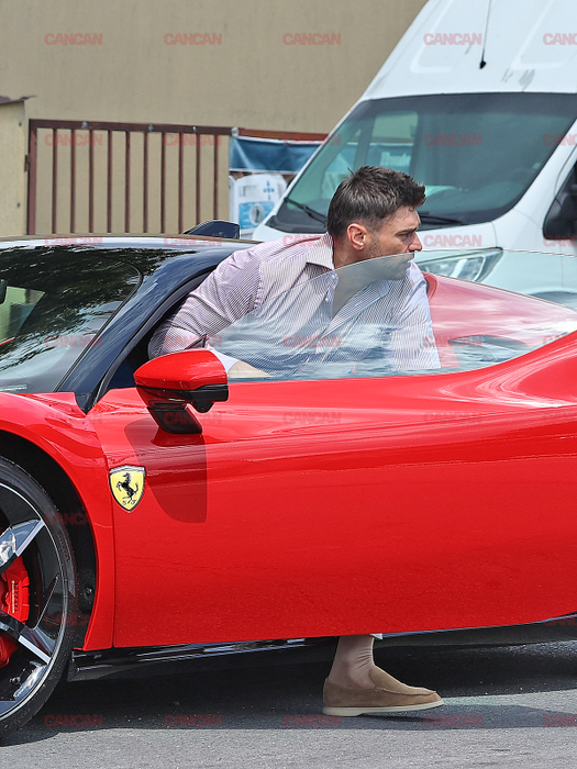 Mihai Mincu în noul lui Ferrari 849 Testarossa