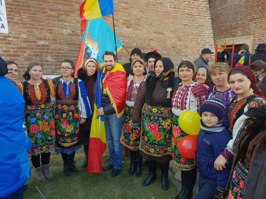 Centenarul Marii Uniri a fost sărbătorit cum se cuvine la Alba Iulia