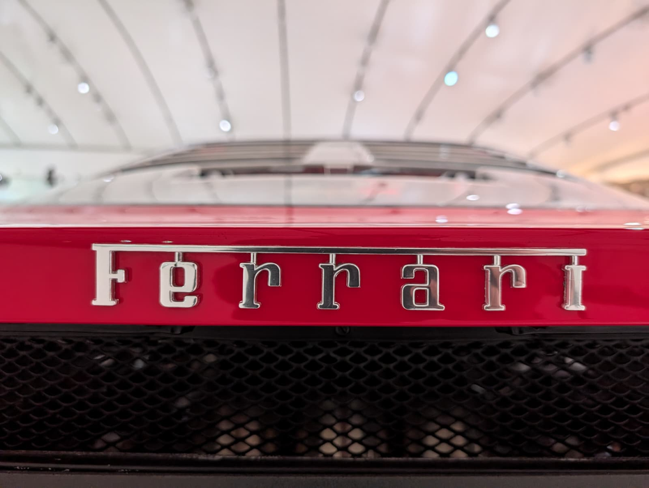 Check in | Experiența Ferrari. Cât costă și cum arată muzeele dedicate Formulei 1