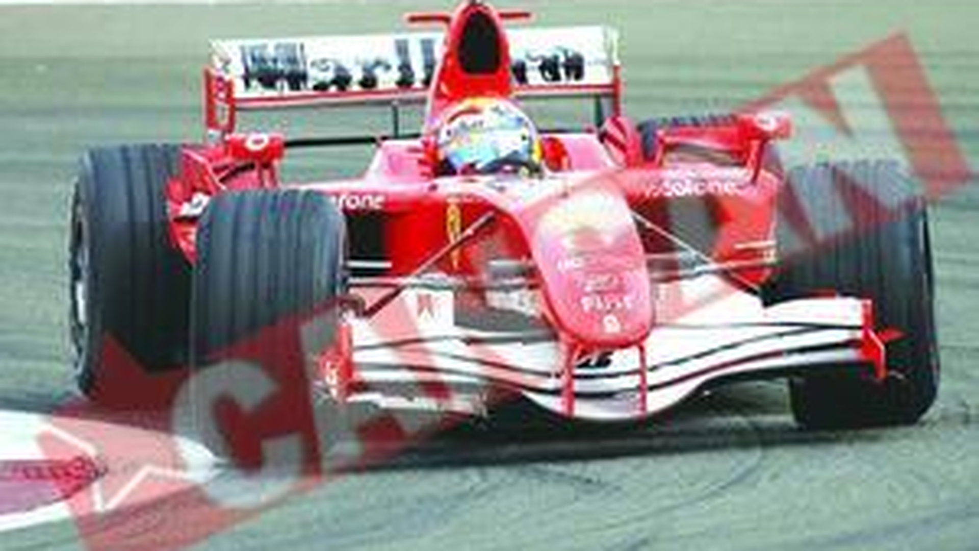Ferrari campioana, Mclaren la apa