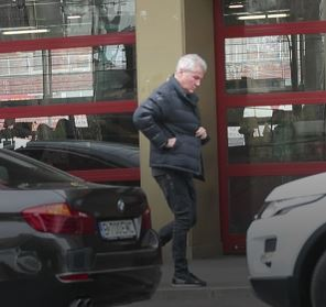 Dan Bittman, la cumpărături