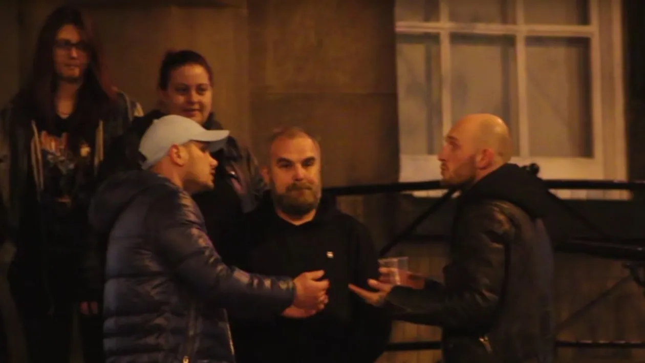 Catalin Bordea, scandal in plina strada cu un barbat! “Da-mi banii inapoi / Esti nesimtit rau!”