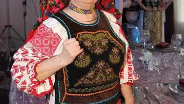 O interpretă de muzică populară a trăit o adevărată tragedie! La nici 20 de ani a rămas VĂDUVĂ: ”Mi-a fost foarte greu!”