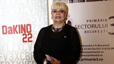 Nu e banc! Chuck Norris i-a trimis flori Irinei Margareta Nistor! Vezi cu ce ocazie!