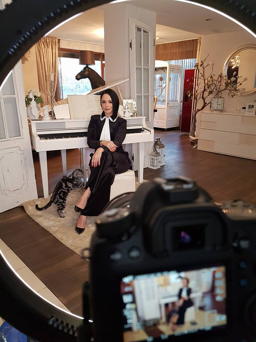 Dan Capatos a ajuns la cuţite cu Andreea Marin! Prezentatorul a rupt tăcerea şi a dezvăluit motivul pentru care s-au certat: “A intrat în platou, s-a împiedicat şi a căzut…“