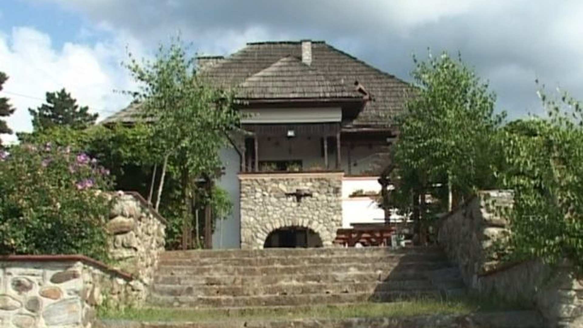 O stradă din satul gorjean Dobriţa va purta numele Regelui Mihai! Motivul pentru care s-a decis asta