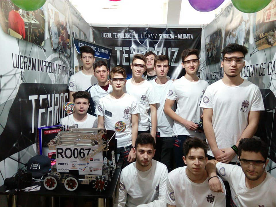 Atuul robotului Cuza stă în programare