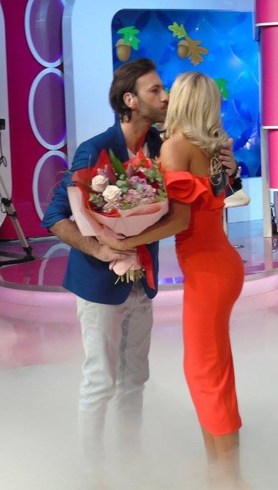 Programul extrem de încărcat le cam dă viaţa peste cap Biancăi şi lui Victor