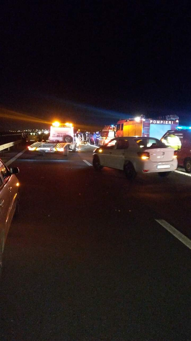 Accident în lanț pe A1! Cinci mașini sunt implicate în carambol
