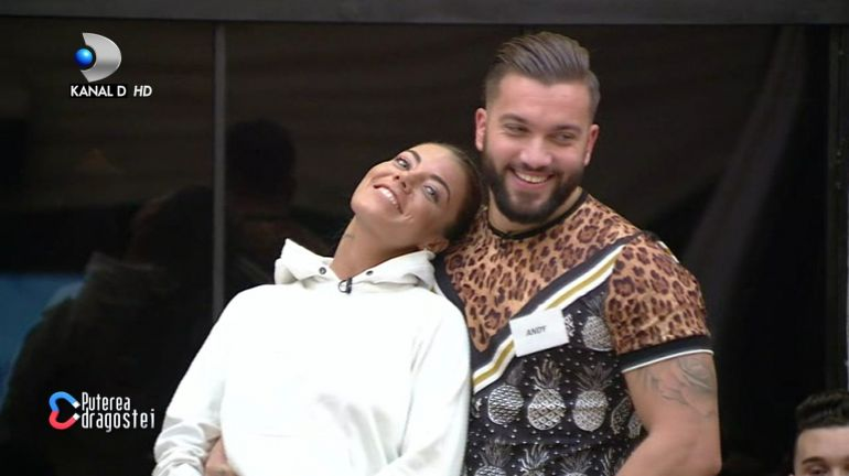 Premieră în televiziunea din România! Au recunoscut că au făcut amor la emisiune: „Da, e adevărat”