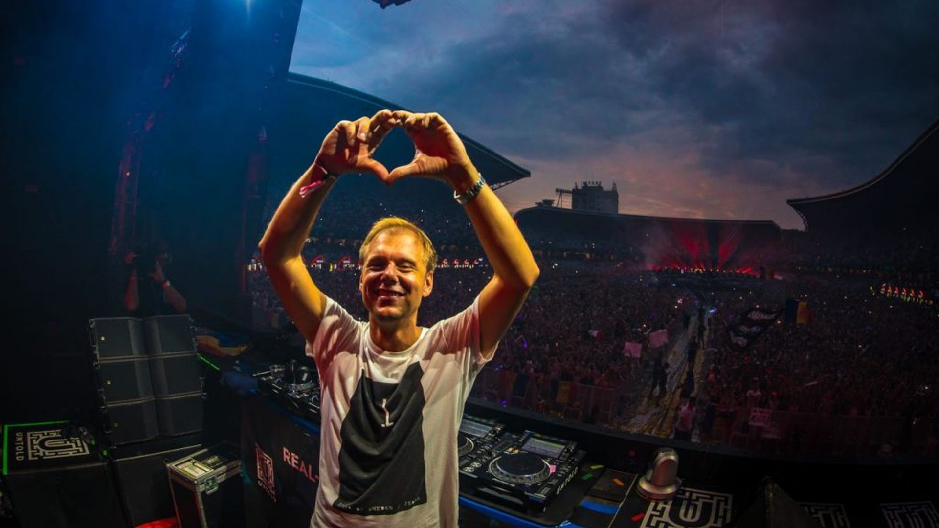Mărturia incredibilă a lui Armin van Buuren despre România