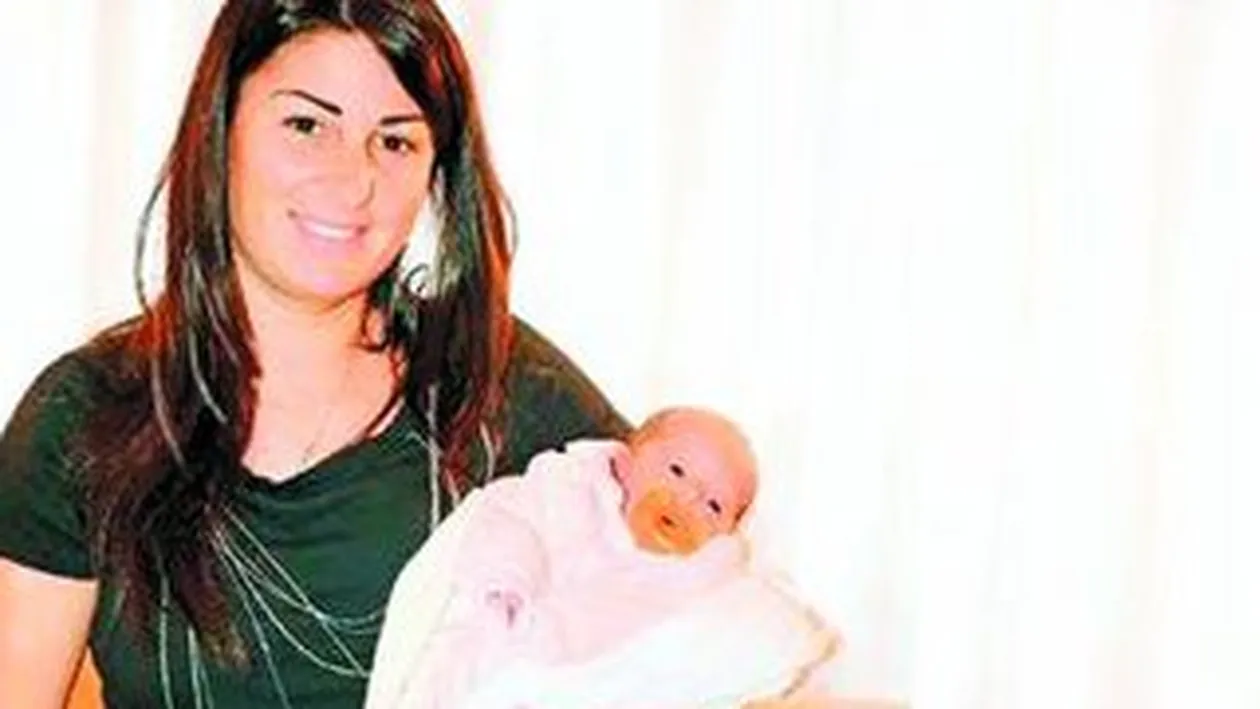 La 29 de ani, e bunica