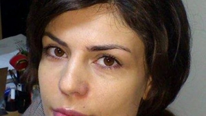 Mama din Craiova care şi-a ucis copilul în somn, lăsată în libertate din greşeală