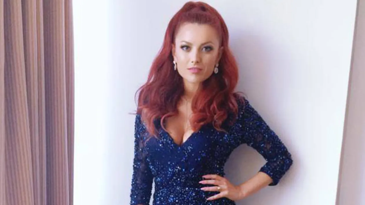 Nu mai ASCUNDE! Elena Gheorghe, din nou mamica!