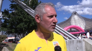 El este cel mai înfocat suporter al tricolorilor! Daniel a alergat 1.400 kilometri de la București la München, pentru meciul România - Ucraina