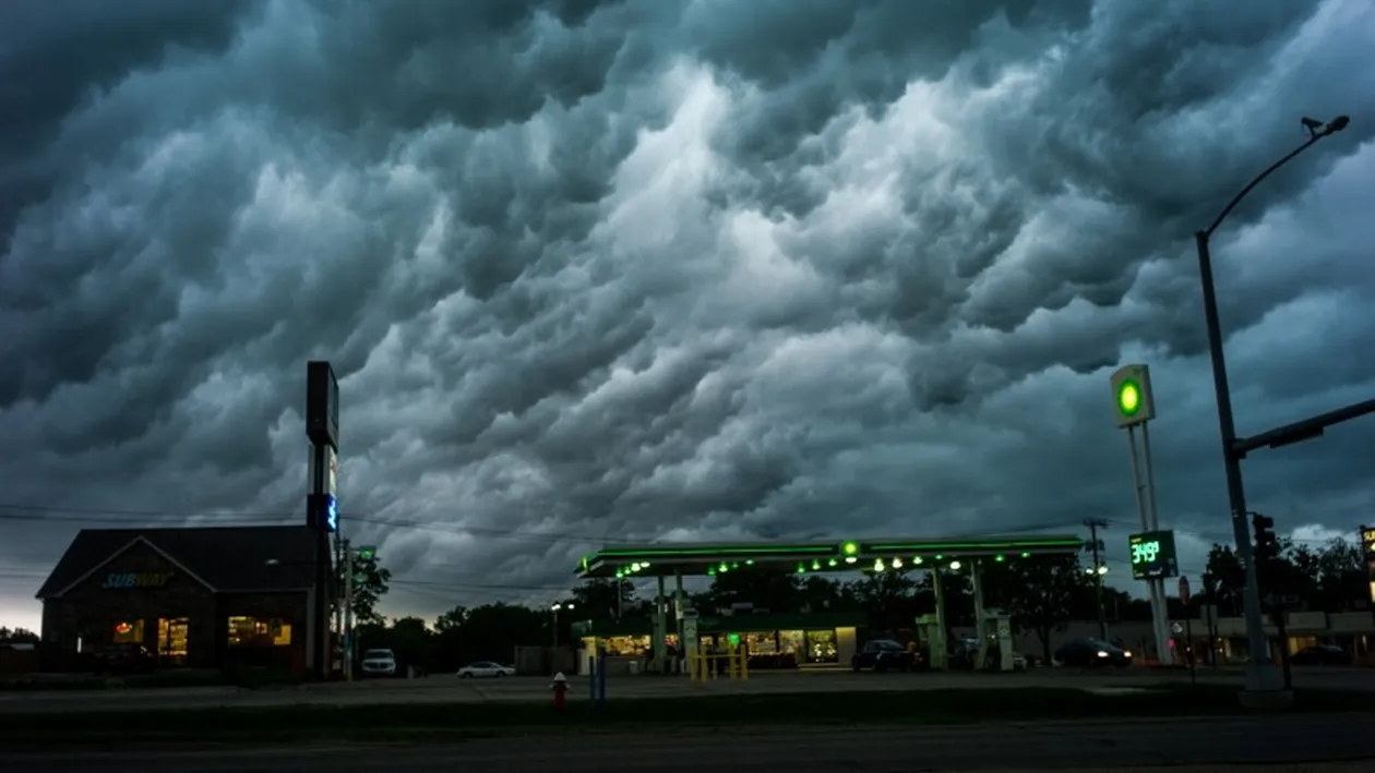Cod portocaliu de vijelii în județul Bacău