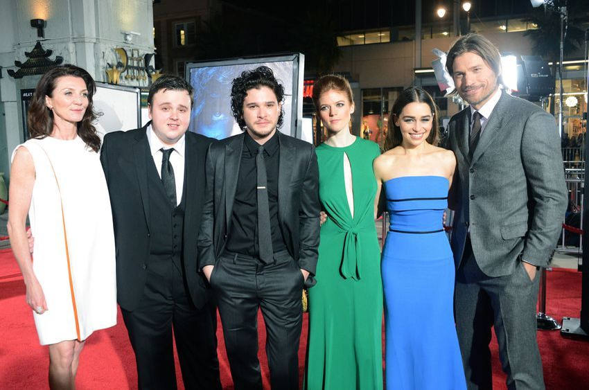 Actorul care îl joacă pe Jon Snow s-a logodit cu o colegă de platou!