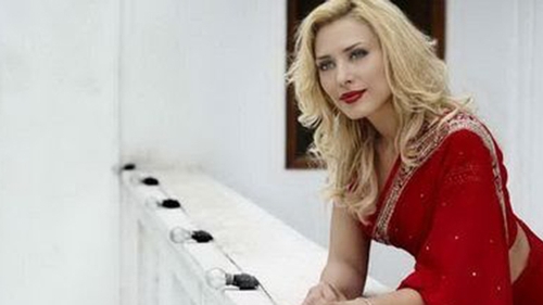 ANUNT OFICIAL! Iulia Vantur: "Decizia de a incheia acest capitol al vietii mele a fost lung cantarita. Mi-e dor..."