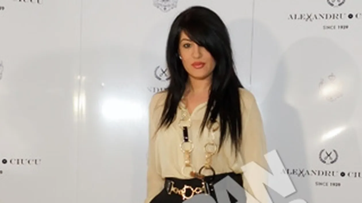 Stransa la piept de cele mai puternice brate. Mihaela Drafta l-a inlocuit pe Vladau cu un campion mondial