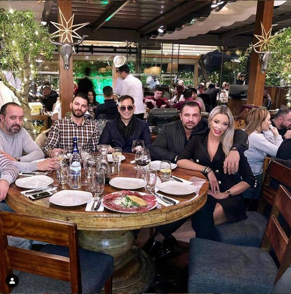 Criticată de mulți după evoluția de la “Asia Express”, Bianca Drăgușanu uimește din nou! Ce i-a făcut iubitului ei, operat zilele trecute