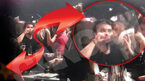 Ingredientele unei seri perfecte pentru Pepe: "Shot-ul, discoteca si bruneta"! Si-a facut curaj cu o tequila si "atacat" o bruneta