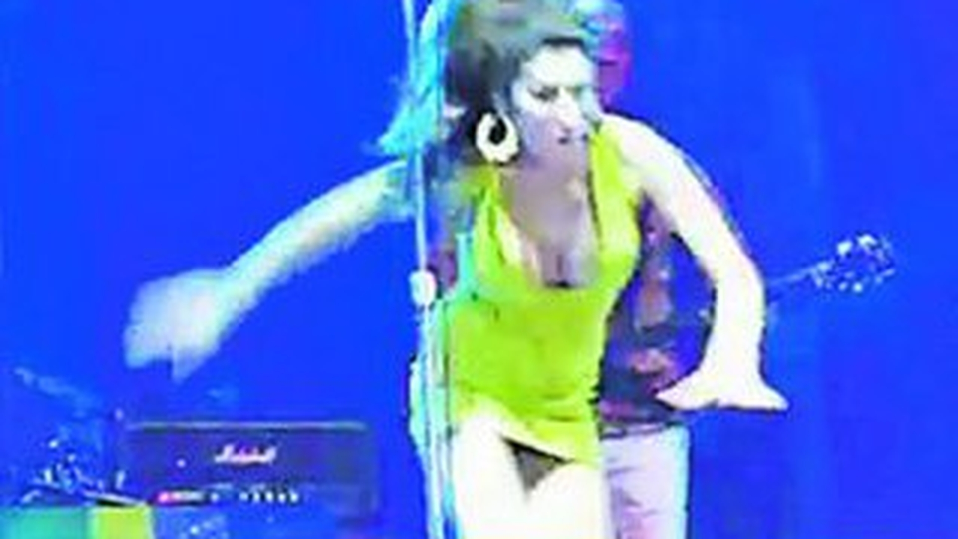 A cazut in plin concert