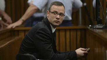 OSCAR PISTORIOUS condamnat la închisoare după ce şi-a ucis iubita. Cât va sta după gratii
