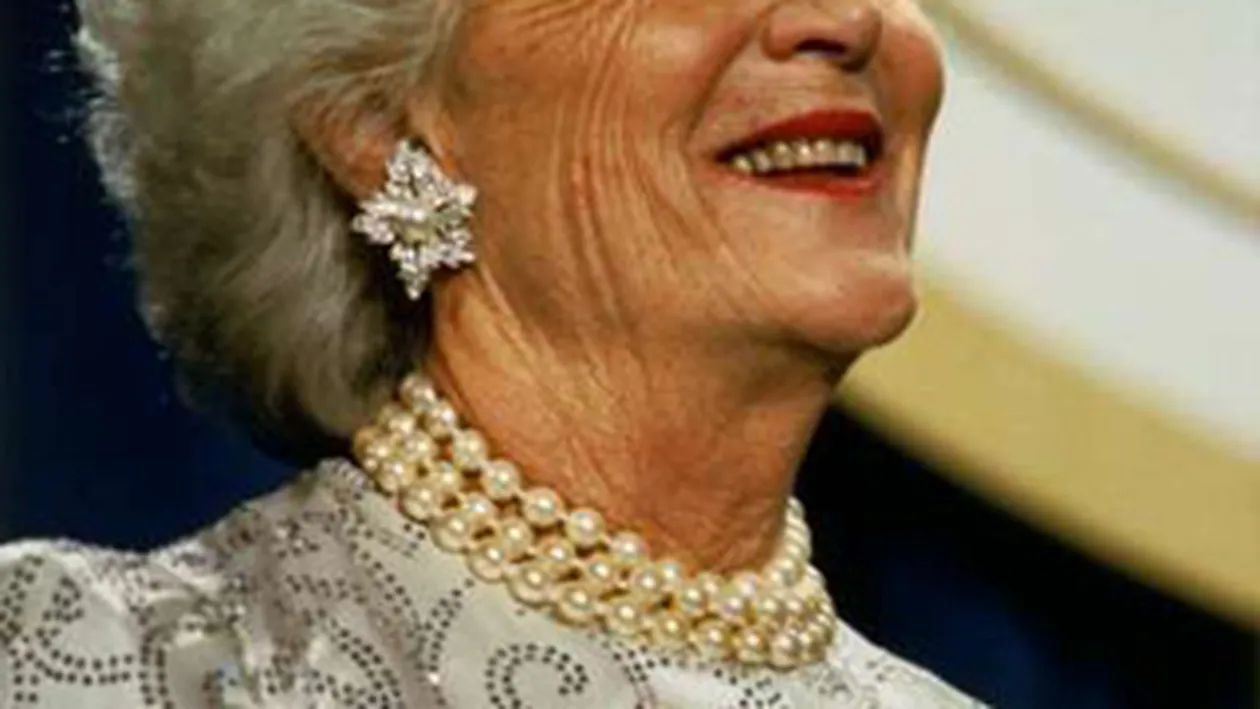 Barbara Bush a fost internata in spital!