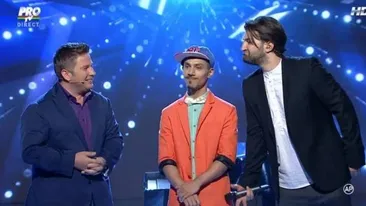 Îl recunoști? Artistul dă câteva detalii: ”Talentul lui secret e fluieratul!”