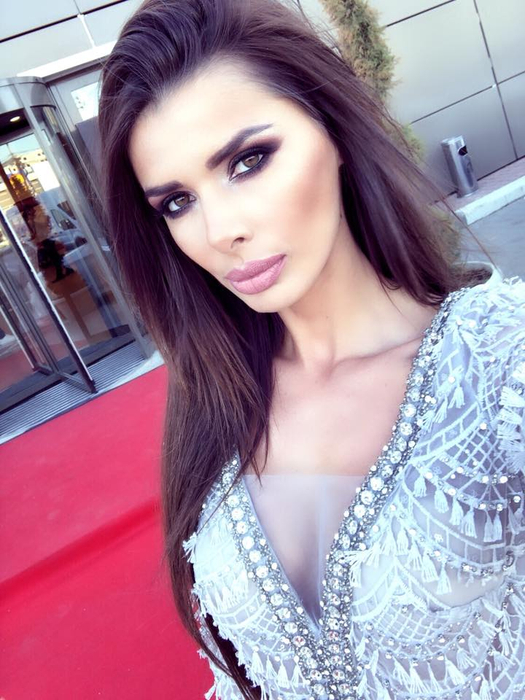 Ioana Filimon, sechestrată în Turcia de iubitul milionar! Apropiații brunetei sunt foarte îngrijorați