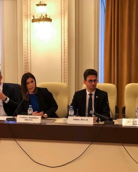 Cristina Prună și Claudiu Năsui, relație de prietenie ”strânsă”