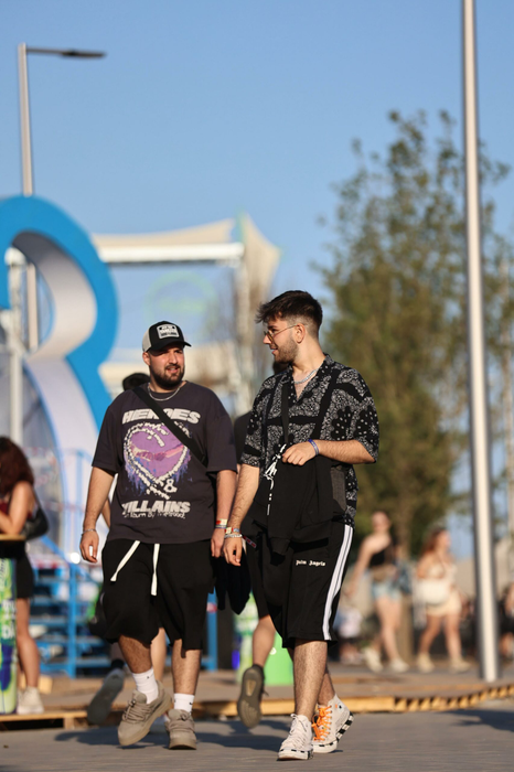 Ce ținute se poartă la Beach, Please! CANCAN.RO a făcut radiografia evenimentului de la Costinești din și dincolo de scenă! Ce ținute se poartă la Beach, Please!
