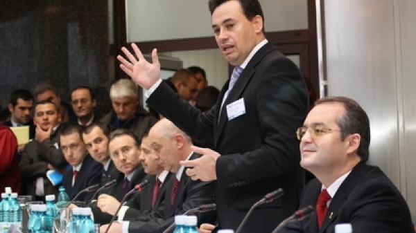 Procurorii cer inchisoare pentru finul lui Basescu! Primarul Gheorghe Falca este audiat pentru fapte de coruptie