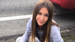 Adela Popescu si-a facut o schimbare de look radicala! "Blonda din nou? Nuuu!"