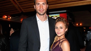 Actrita Hayden Panettiere, logodnica pugilistului Vladimir Kliciko, a nascut o fetita