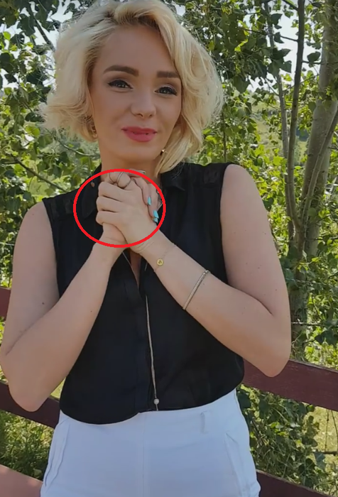 Maria Constantin a renunţat la verighetă
