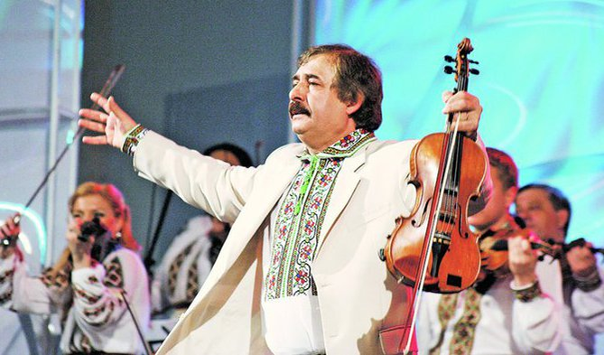 Ambitie. Nicolae Botgros vrea sa fie primul din Republica Moldova care canta la o vioara Klotz