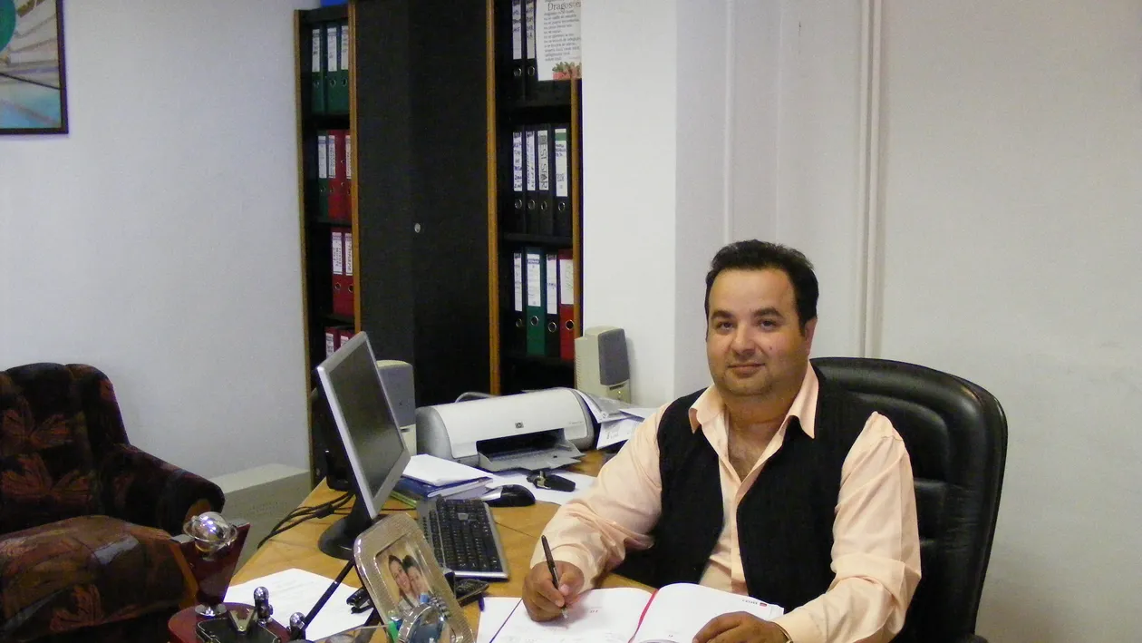 Fiul Regelui Tiganilor a plecat imediat in Turcia, dupa ce a aflat ca tatal sau e in coma: Medicii sunt rezervati”