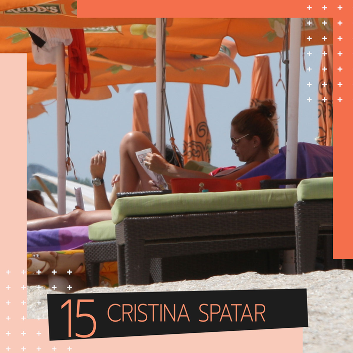 Top 30 vedete care citesc la plajă. Ce poziții surprinzătoare ocupă Alina Ceușan, Corina Caragea, Roxana Ionescu ori Gina Pistol