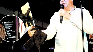 Fanii ii cunosc piesele mai bine decat el. Cotabita are nevoie de prompter pentru a sustine un concert