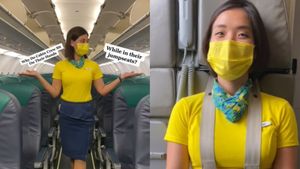 Motivul surprinzător pentru care toate însoțitoarele de zbor stau cu mâinile sub coapse, în avion