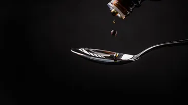 OMS avertizează! Două siropuri de tuse, responsabile pentru moartea a douăzeci de copii