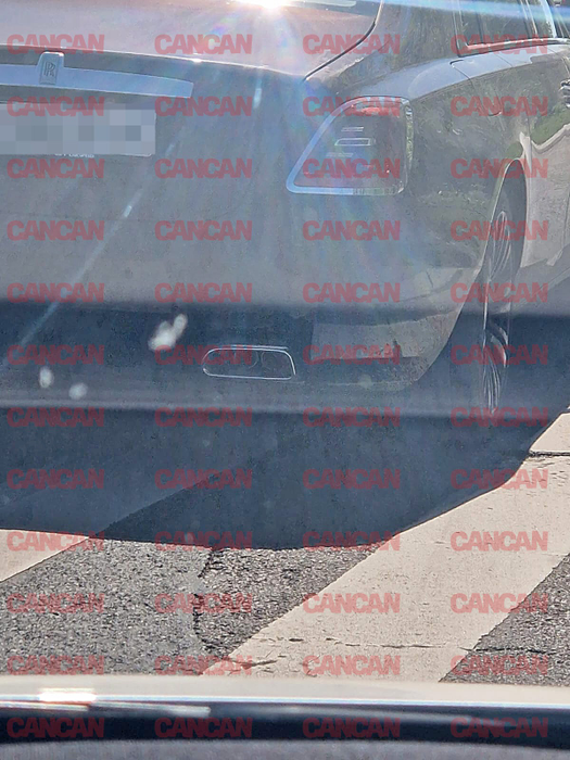 Ce daune a suferit Rolls-ul de 1/2 milion € al lui Gigi Becali după “pelerinajul” la stână. Foto: CANCAN.RO