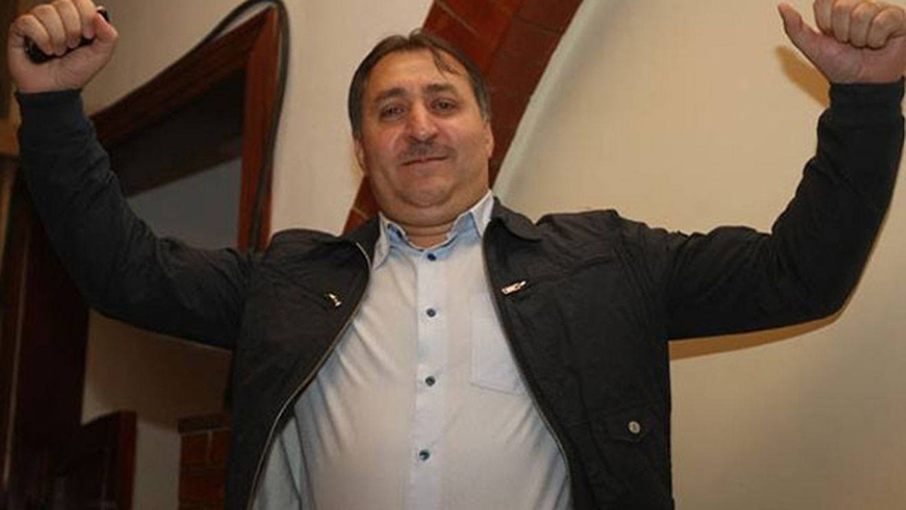Vali Vijelie, mult mai slab in urma cu 11 ani la nunta sa! Cum aratau cei mai cunoscuti manelisti la petrecere