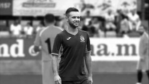 Doliu în lumea fotbalului! Fostul internațional a murit la doar 33 de ani