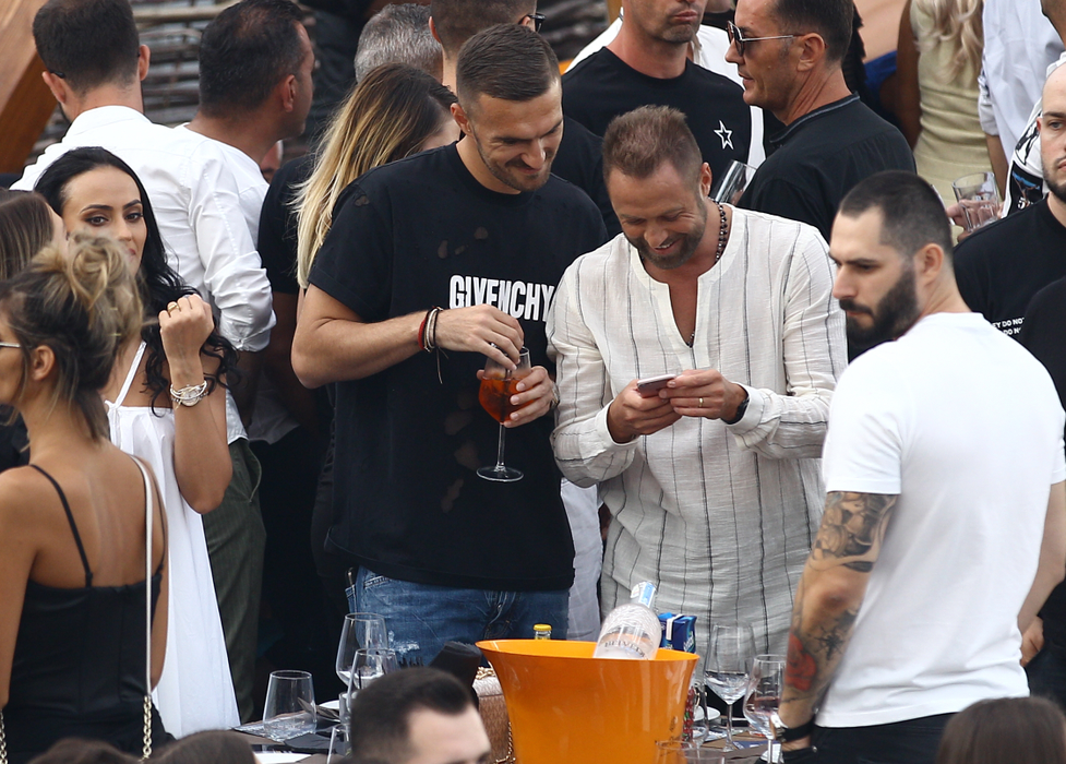 Cristi Pulhac a făcut chef ”low cost” de ziua lui