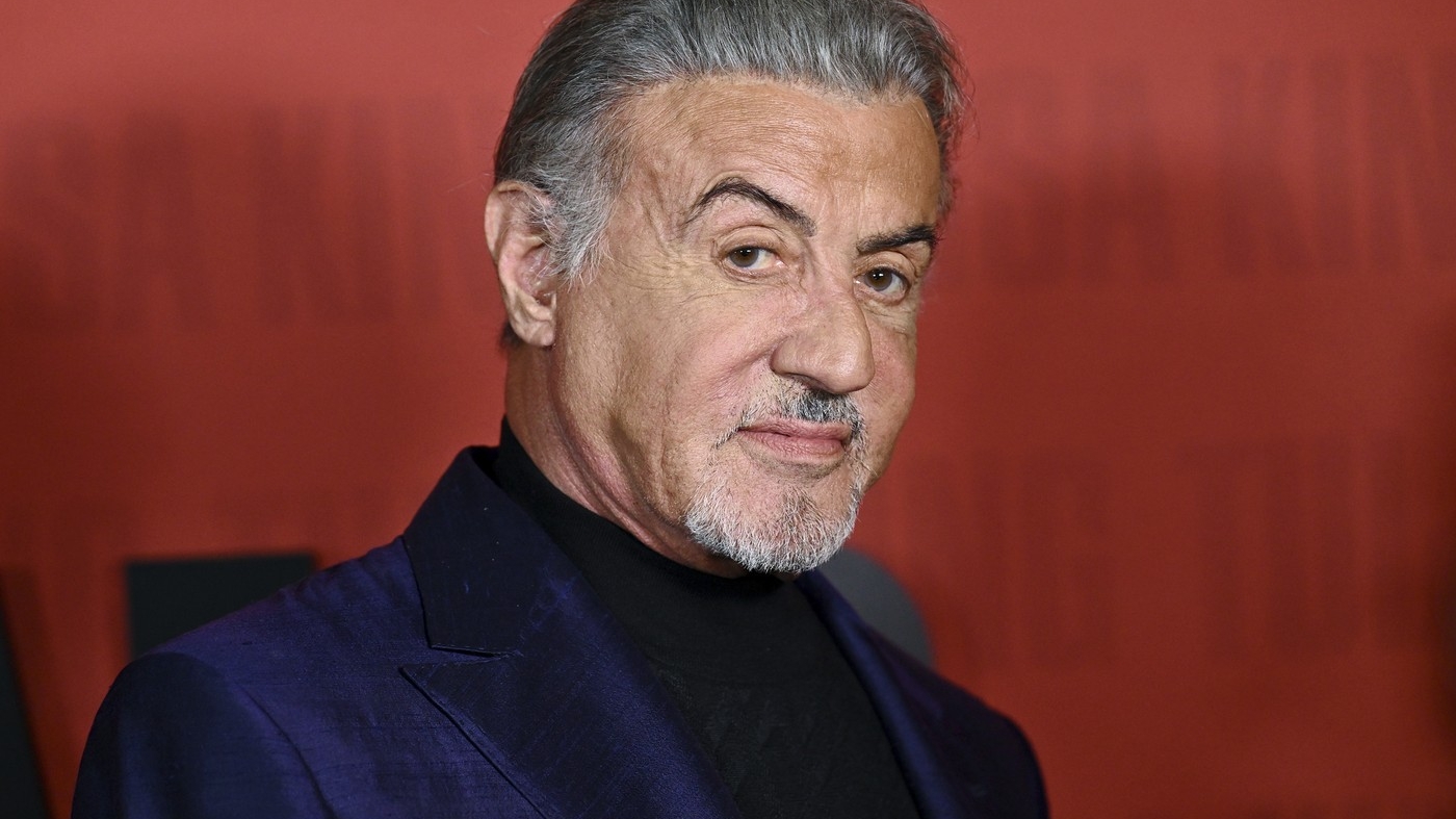 Suma colosală cu care Sylvester Stallone și-a vândut ceasul de colecție Patek Philippe Grandmaster Chime. Compania a reacționat dur
